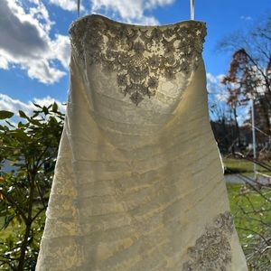 David’s bridal wedding dress